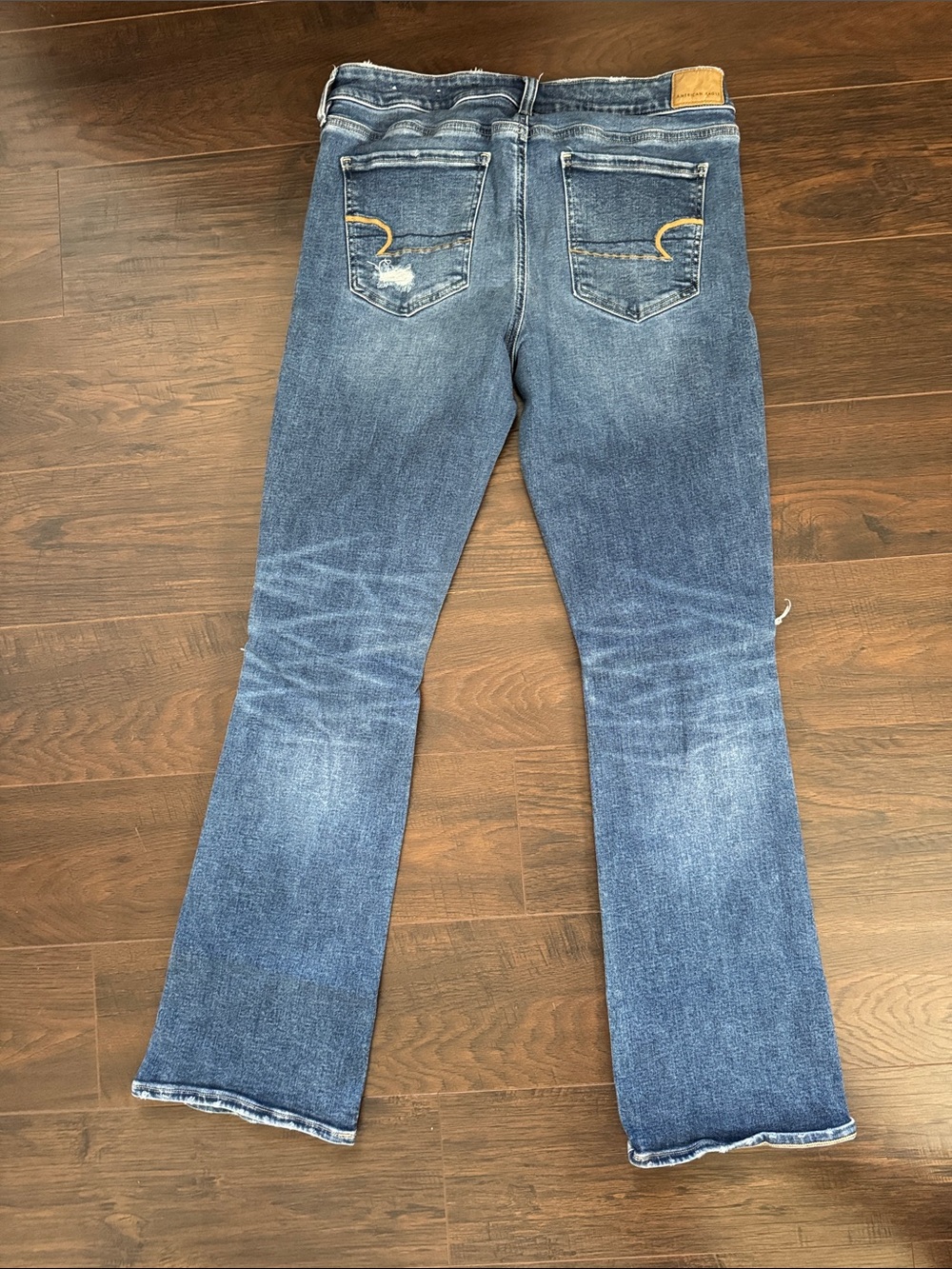 American Eagle Outfitters  Distressed Super Stretch Skinny Kick Jeans - Picture 3 of 3